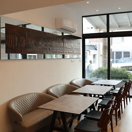 Hotel apartamentowy Sunflower 3*