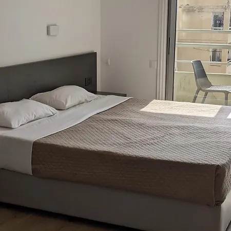 Sunflower Apartmanhotel
