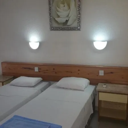 Sunflower Apartmanhotel