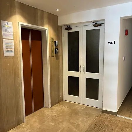 Sunflower Apartmanhotel