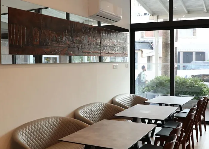 Aparthotel Sunflower 3*