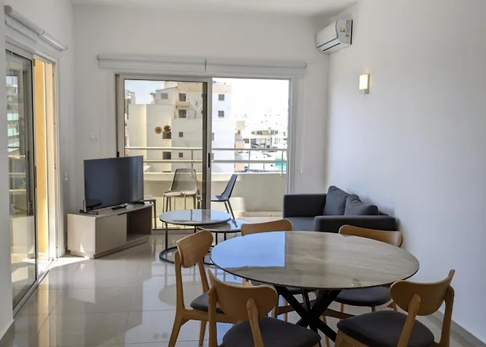 Sunflower Aparthotel