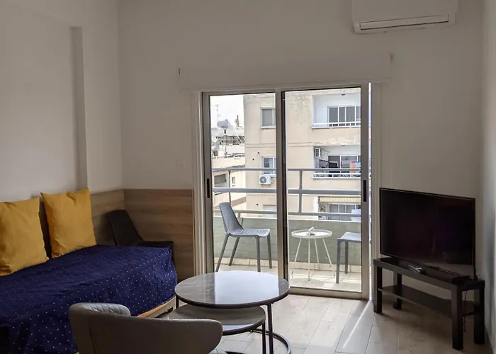 Sunflower Aparthotel 3*