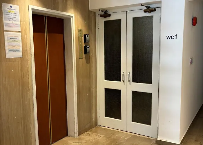 Sunflower Apartahotel